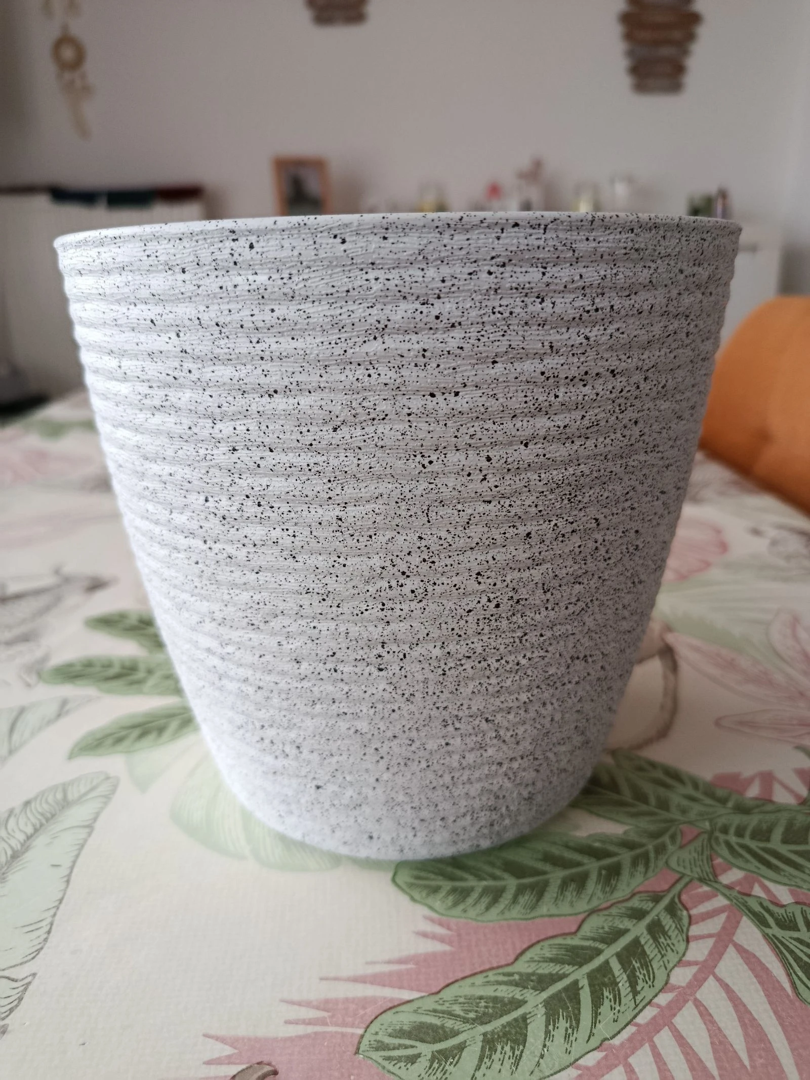 Cache pot plastique 